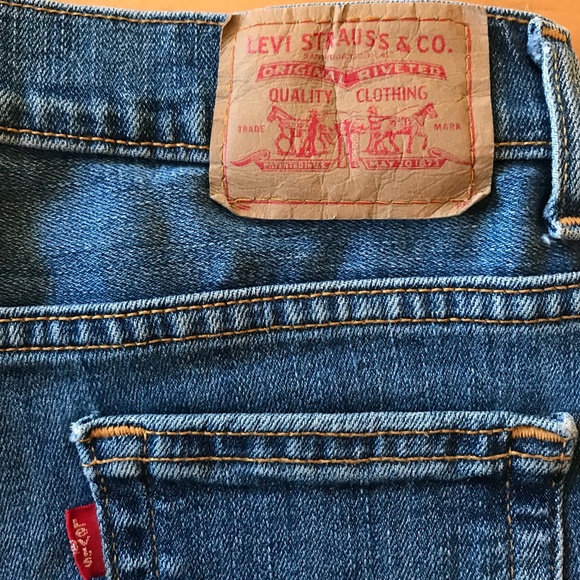 Levi's Vintage Jean Shorts - Picture 3 of 4